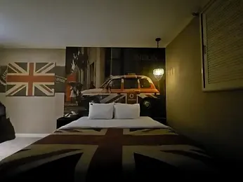 DoseCap0 webcam stripchat model stream image