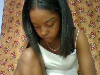 Elysa7 webcam model stream image