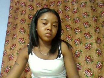 Elysa7 webcam model stream image