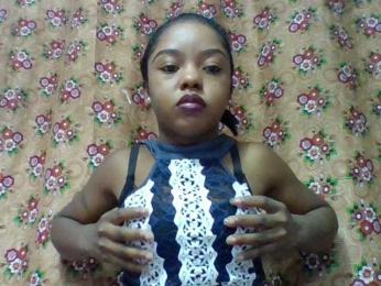 Elysa7 webcam model stream image