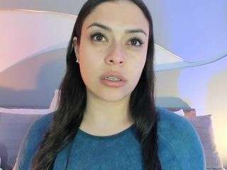 nicolle-w webcam camsoda model stream image