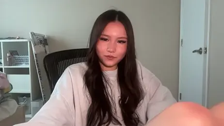 luvvivii webcam stripchat model stream image