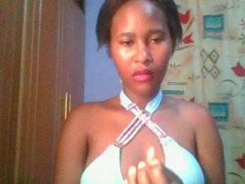 Sweet-boo webcam model stream image