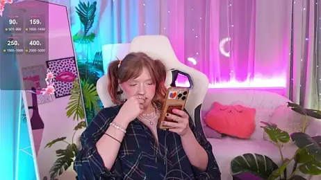 Crazy_Wine webcam model stream image
