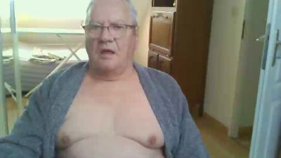 Contact27110 webcam model stream image