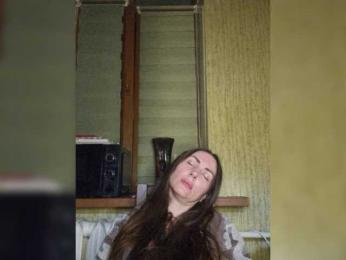 WOWLADY webcam bongacams model stream image