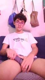 Bezourocomz webcam model stream image