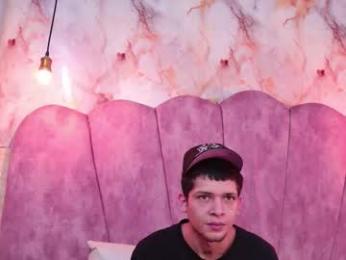 kendalltaylorr webcam model stream image