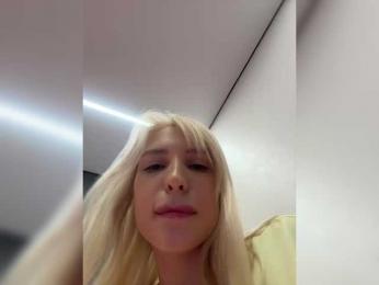 Cristi-Candy webcam bongacams model stream image