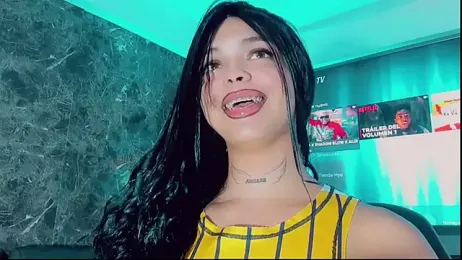 Emmaa_Saenz_ webcam model stream image