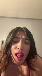 Yurfavwhitesnow webcam model stream image