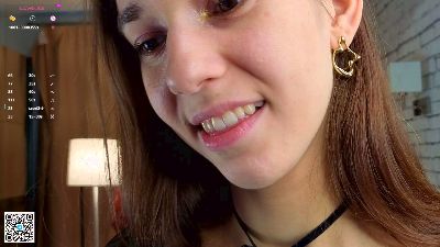 LoraGriff webcam model stream image