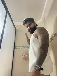 Lyon_vach webcam stripchat model stream image