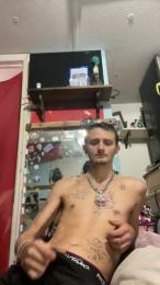 DDROPPA webcam model stream image