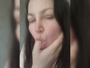-VeryVery- webcam model stream image