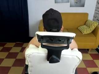 mike-guzman webcam model stream image