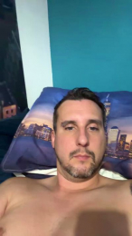 Mikapisse95 webcam model stream image