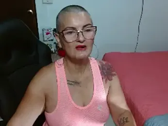 bety-cum2 webcam model stream image
