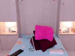 trishamoon webcam model stream image