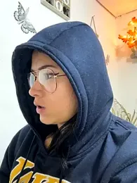 Sweet__Nurse1 webcam model stream image