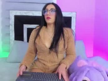 sophie_soft69 webcam model stream image