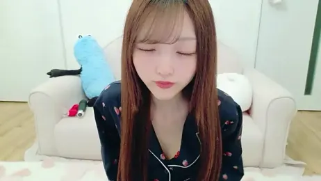 Miru-ch webcam model stream image