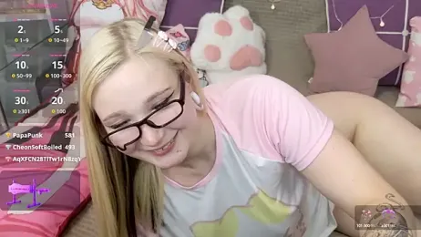 MeowkaKitty webcam model stream image
