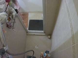 voyeurcam-baileybase-shower webcam model stream image