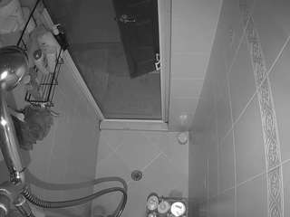 voyeurcam-baileybase-shower webcam model stream image