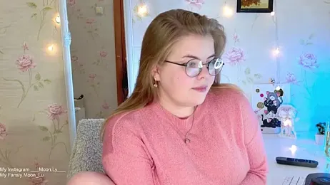 sinnamon_ webcam model stream image