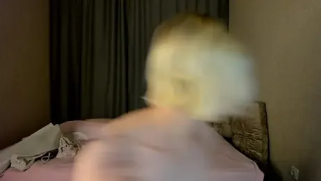 Allettaevee webcam model stream image