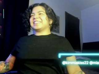 kimmiakiss webcam model stream image