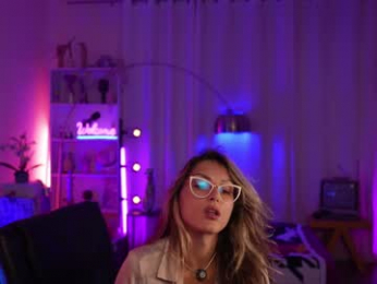 informal_ webcam model stream image