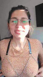 LolatuMiel webcam model stream image