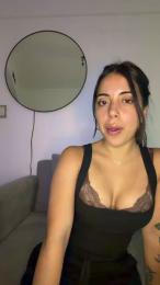 Natulinda webcam model stream image