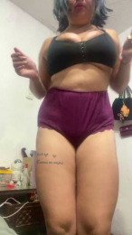 Gatavuela webcam model stream image