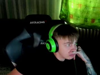 aron_neall webcam model stream image