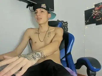 Yherferson_45 webcam model stream image