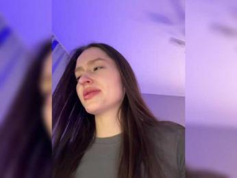 whiteTEA webcam model stream image