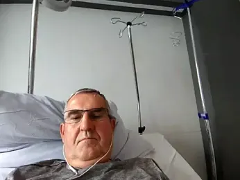 Oldmenhot66 webcam model stream image