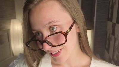 ElvaHakey webcam model stream image