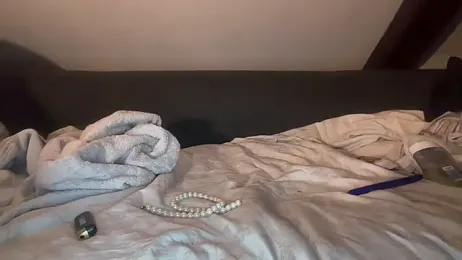 CBT-Sounding webcam model stream image