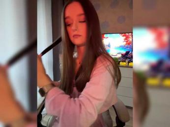 ymnichka webcam model stream image