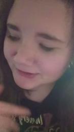 Cherrybella18 webcam model stream image