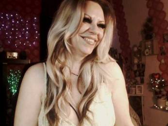 LadyVelvet webcam model stream image