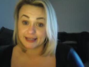 sexyukcouple666 webcam model stream image