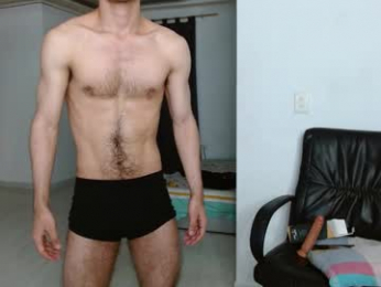 aureliv1 webcam model stream image