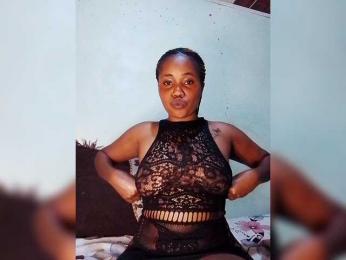 charlyne webcam model stream image