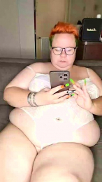 MmeCauchemar webcam model stream image