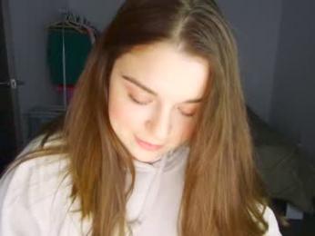 tutti_frutti_ webcam chaturbate model stream image